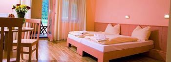 Jufa Hotel 3*